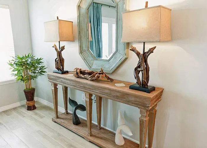 Private Pool And Hot Tub-perfect For Families Holiday home