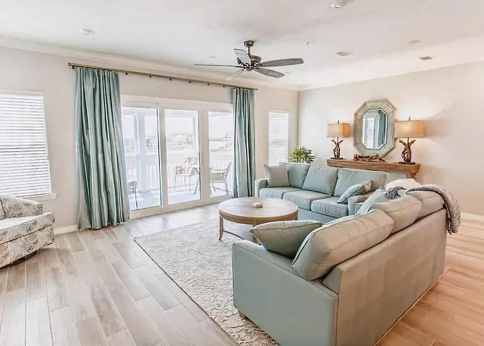 Private Pool And Hot Tub-perfect For Families Pensacola